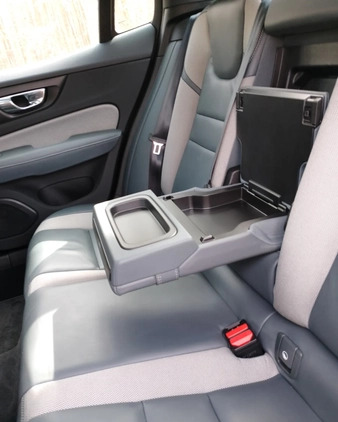 Volvo S60 cena 144900 przebieg: 20000, rok produkcji 2021 z Otwock małe 379